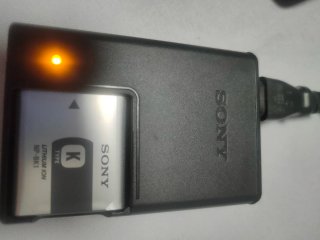 Cámara Sony Cyber-shot Roja 10.1 MP