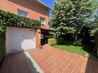 Casa pareada en alquiler en Mira-sol en Sant Cugat del Vallès