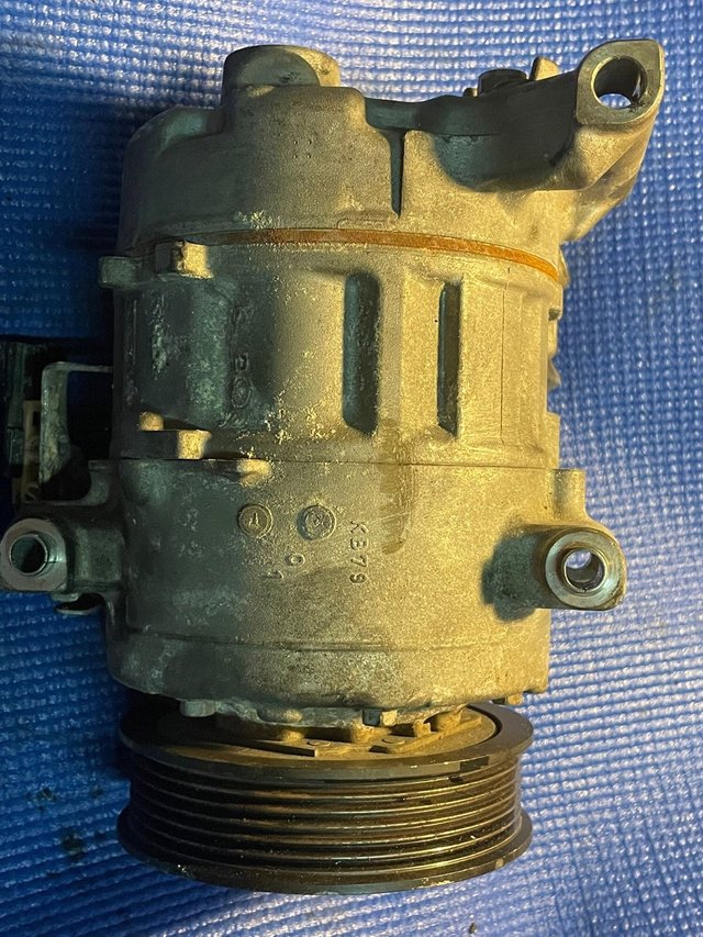 Compresor de aire acondicionado
