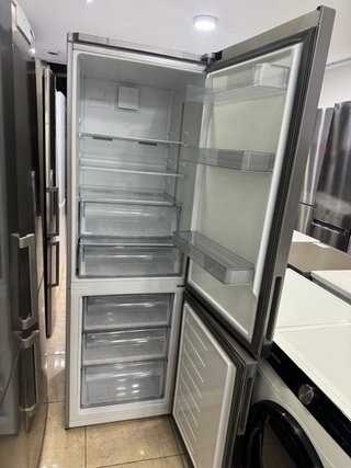 Nevera Grundig Combi