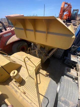 Lagarto Caterpillar D400E