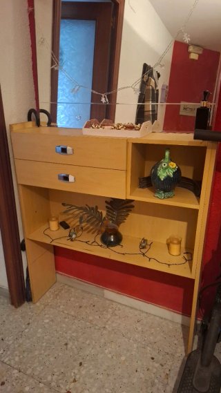 Mueble de entrada madera y plástico
