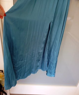 Vestido Zara Midi Raso Azul Pato