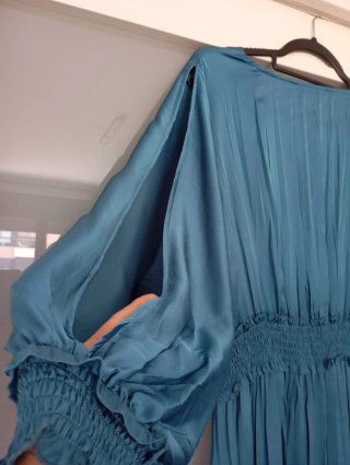 Vestido Zara Midi Raso Azul Pato