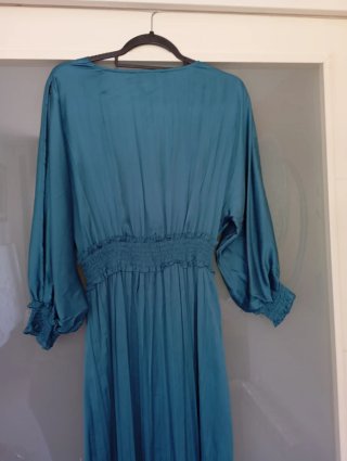 Vestido Zara Midi Raso Azul Pato