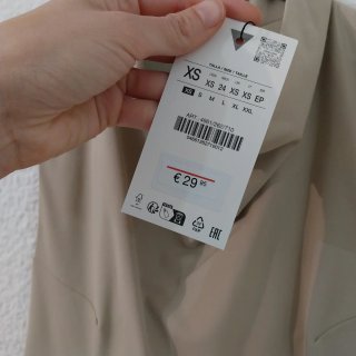 Vestido mini Zara Beige