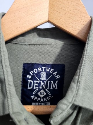 Camisa  verde militar talla L