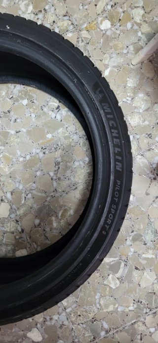Neumáticos Michelin pilot 5 235/35R19 91Y