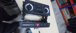 Climatizador Audi A3 8P 1 DIN con mueble