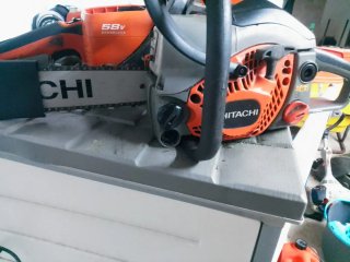 Motosierra Hitachi