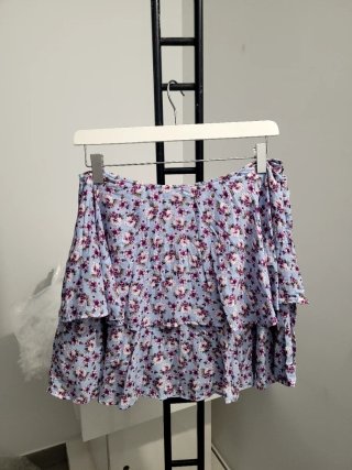 Falda floral azul y rosa talla M
