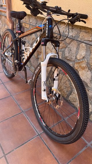 Bicicleta B-Pro M750