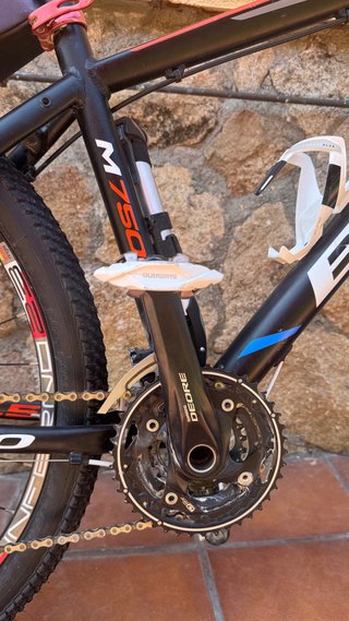 Bicicleta B-Pro M750