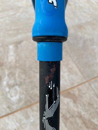 Patinete scooter azul