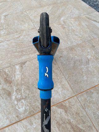 Patinete scooter azul