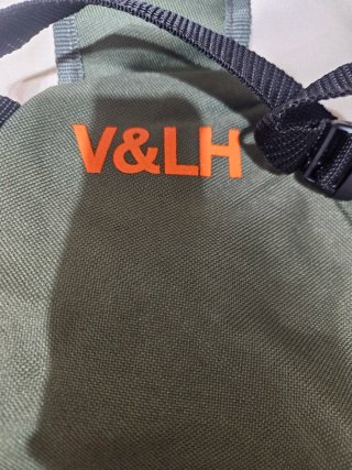 Mochila cruzada hombre verde