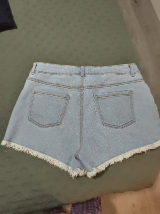 Shorts vaqueros desgastados Primark
