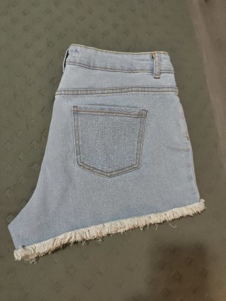Shorts vaqueros desgastados Primark