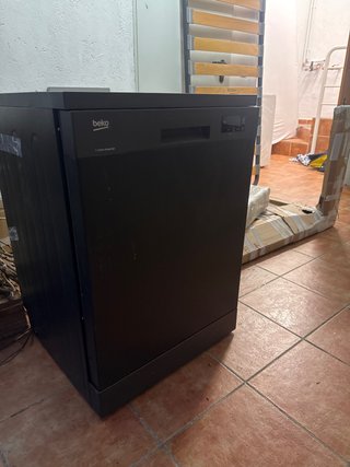 Lavavajillas Beko Negro, sin uso