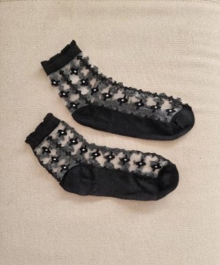 Calcetines transparentes con flores