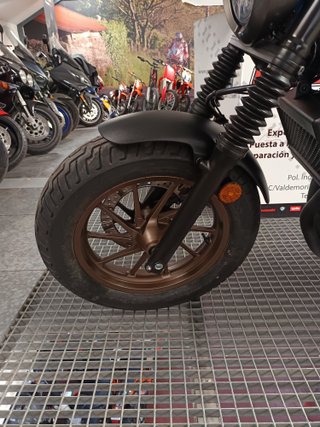 Honda Rebel 500 2024