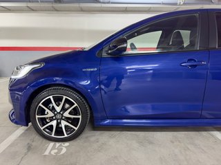TOYOTA Yaris 1.5 120H Style Plus