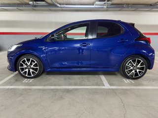 TOYOTA Yaris 1.5 120H Style Plus