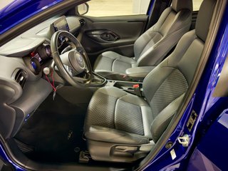 TOYOTA Yaris 1.5 120H Style Plus