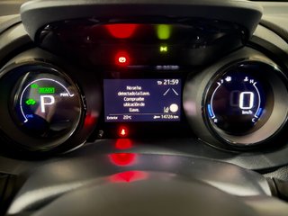 TOYOTA Yaris 1.5 120H Style Plus