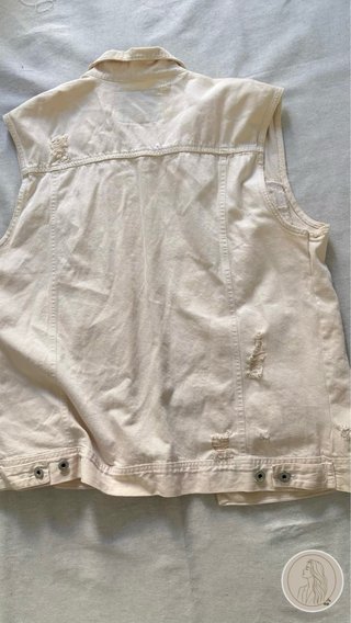 Chaleco Beige Desgastado