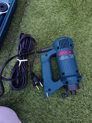 Cortadora/Fresadora Bosch con maletín