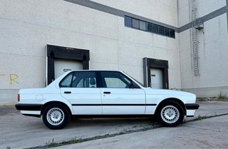 BMW Serie 3 1990 E30 320i