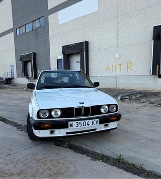 BMW Serie 3 1990 E30 320i