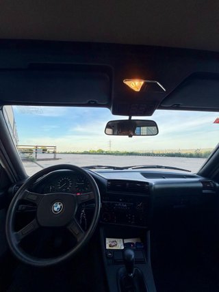 BMW Serie 3 1990 E30 320i