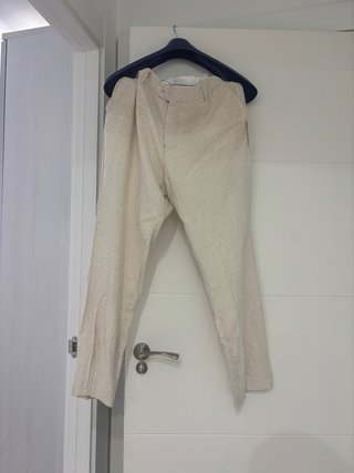 Elegante traje beige