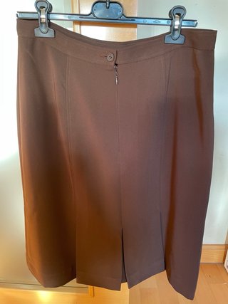 Falda marrón talla44