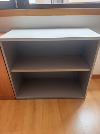 Estantería oficina gris y madera