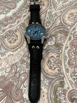 Reloj Fossil Coachman Piel Negra y Plata