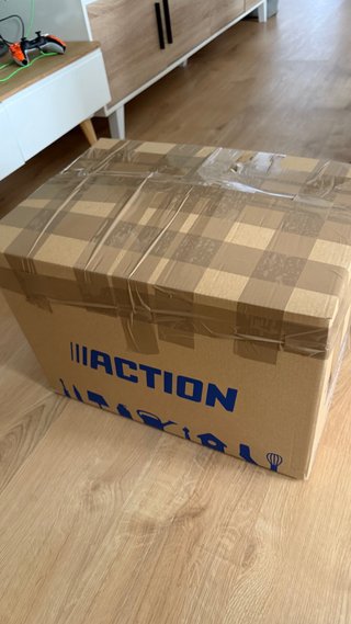 Caja de cartón Action