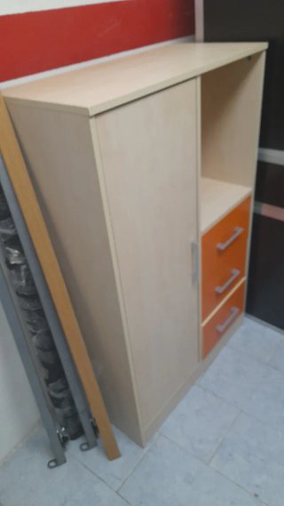 Mueble de entrada/zapatero beige y naranja