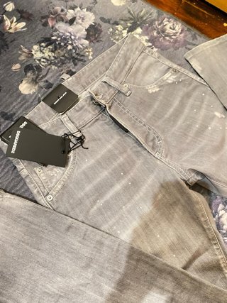Pantalones vaqueros DSQUARED2 grises