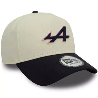 Gorra New Era x Alpine – Color Beige & Azul Marino