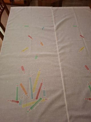 Tendine per cameretta con matite colorate