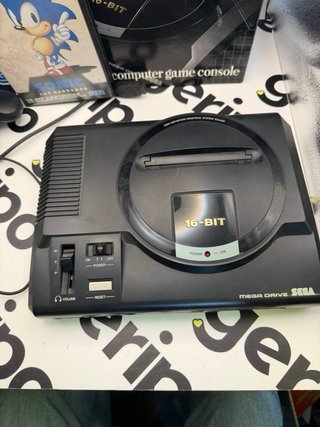 Sega Mega Drive + Sonic + Giochi Preziosi