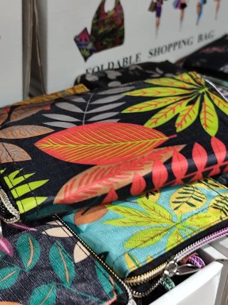 Bolso de mano plegable con estampado floral