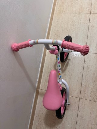 Bicicleta sin pedales niña rosa