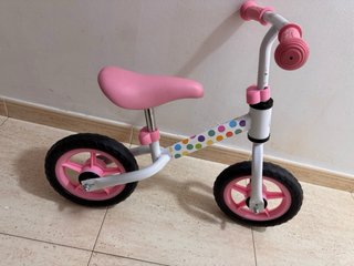 Bicicleta sin pedales niña rosa