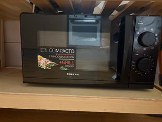 Microondas Taurus Compacto 700W
