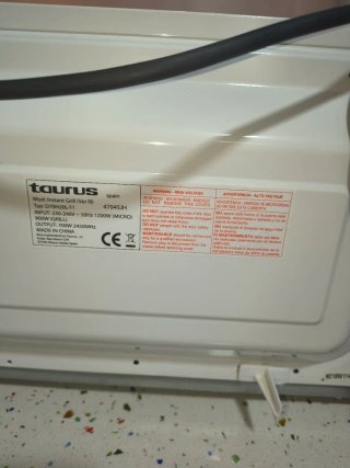 Microondas Taurus Blanco En persona