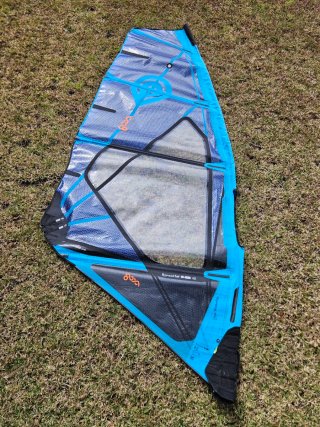 Vela Windsurf Goya Banzai Surf Pro Carbon 4.0 2025